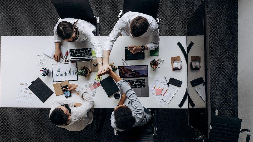 Stop losing a day to status updates | GT Business